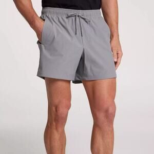 VRST Men's Gray 5 inch Drawstring Shorts Size Medium